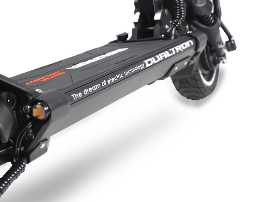 dualtron mini special dual motor più velocità autonomia e prestazioni elevate